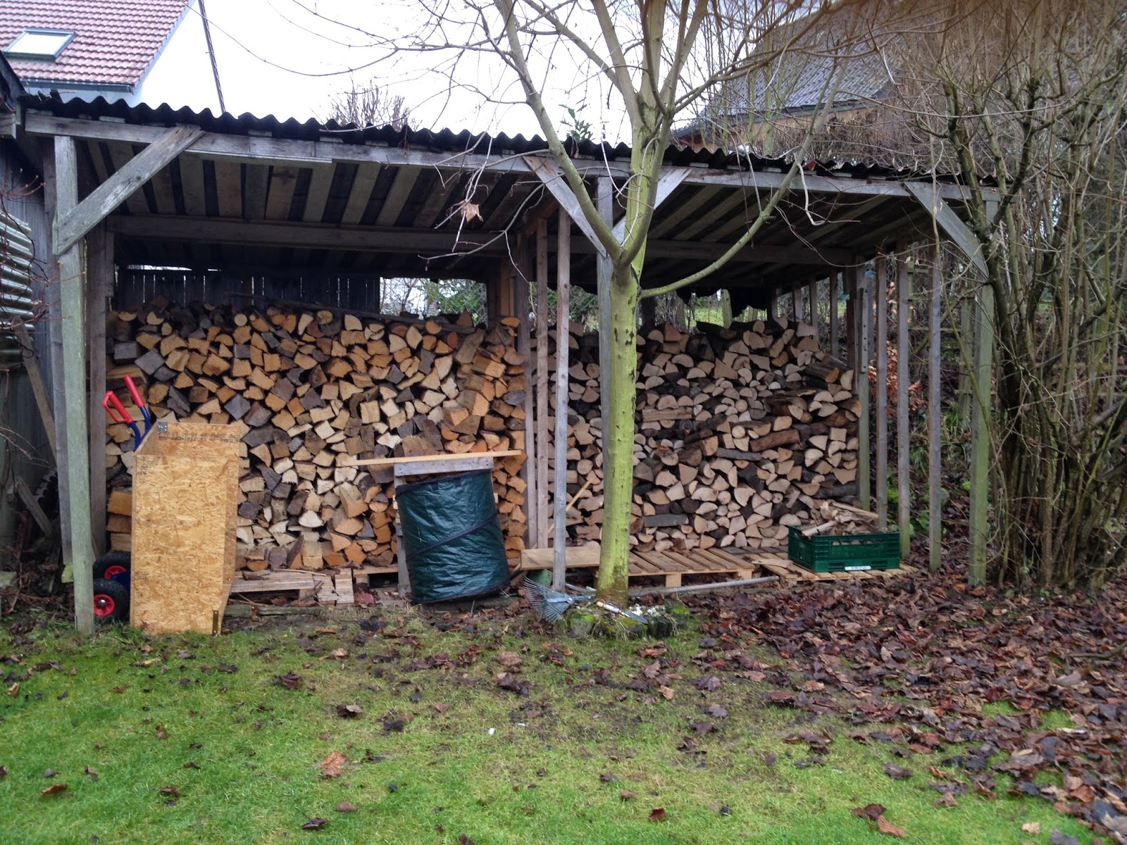 Heimwerken - DIY: Holz, Holz, Holz und noch mehr Holz