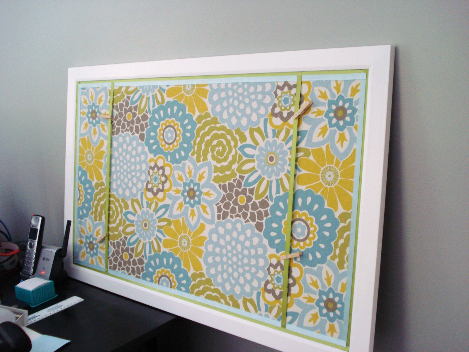 Heart Maine Home A colorful corkboard {DIY}