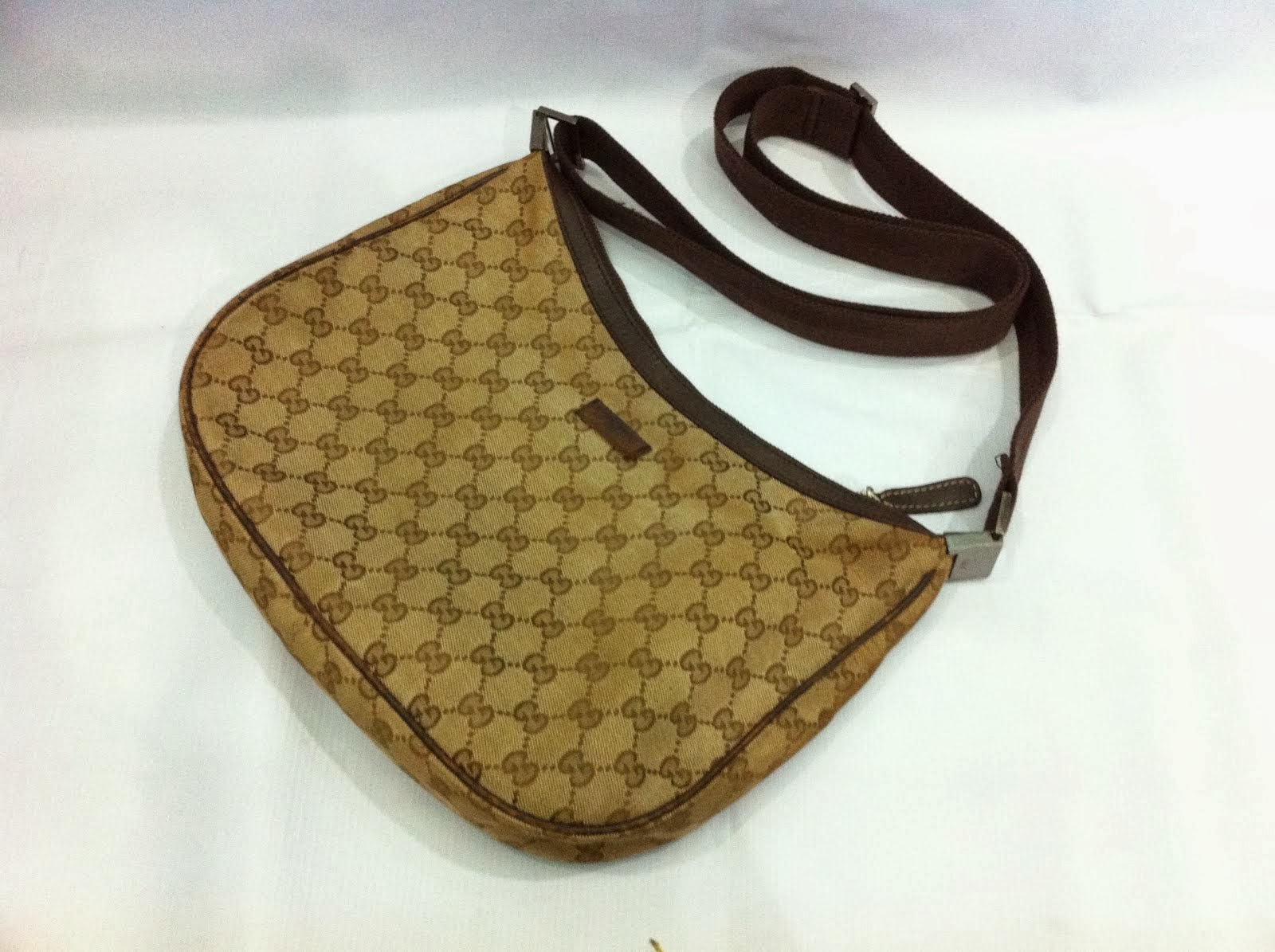 gucci (sold)