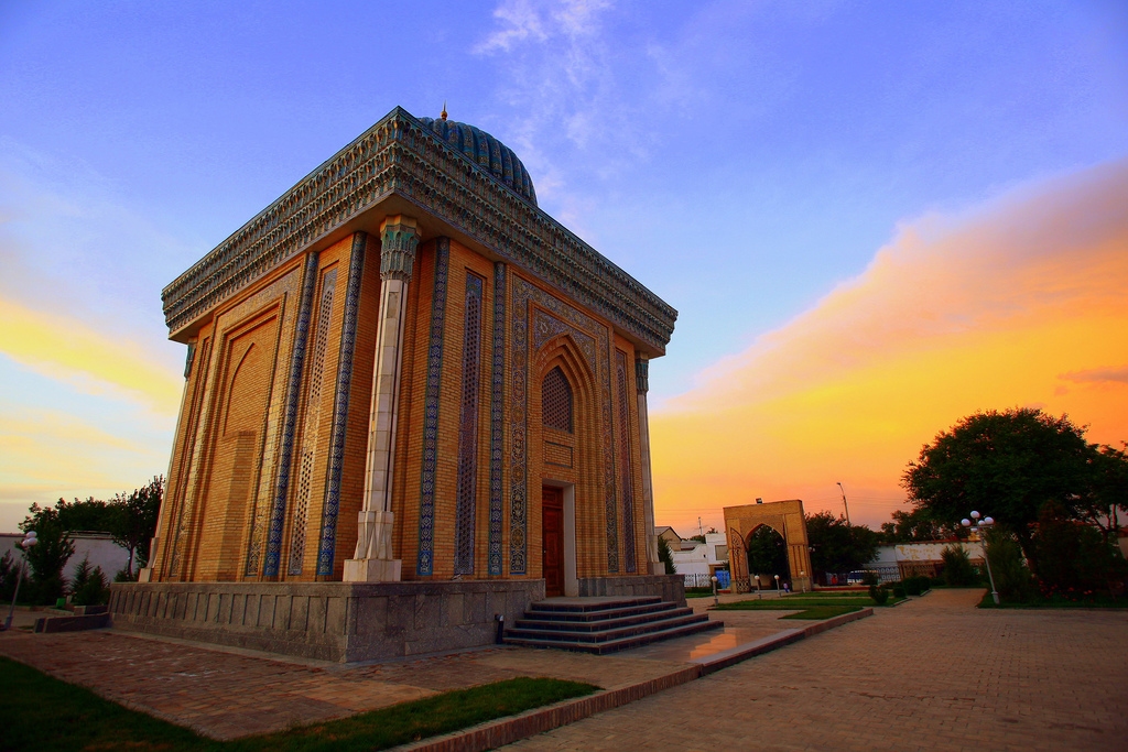 اروع مساجد العالم Abu+Mansur+Mosque+in+Samarkand+-+Uzbekistan