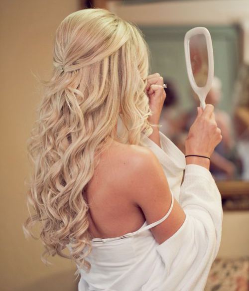 21 Hairstyles For Long Curly Hairs