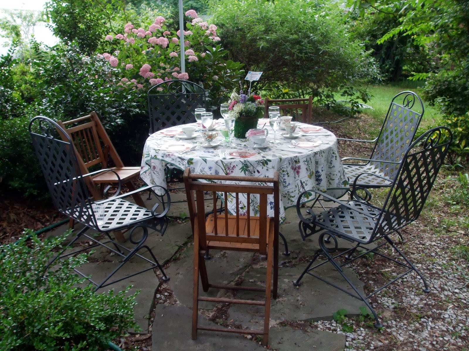 Rosemary's Sampler Garden Tea Room