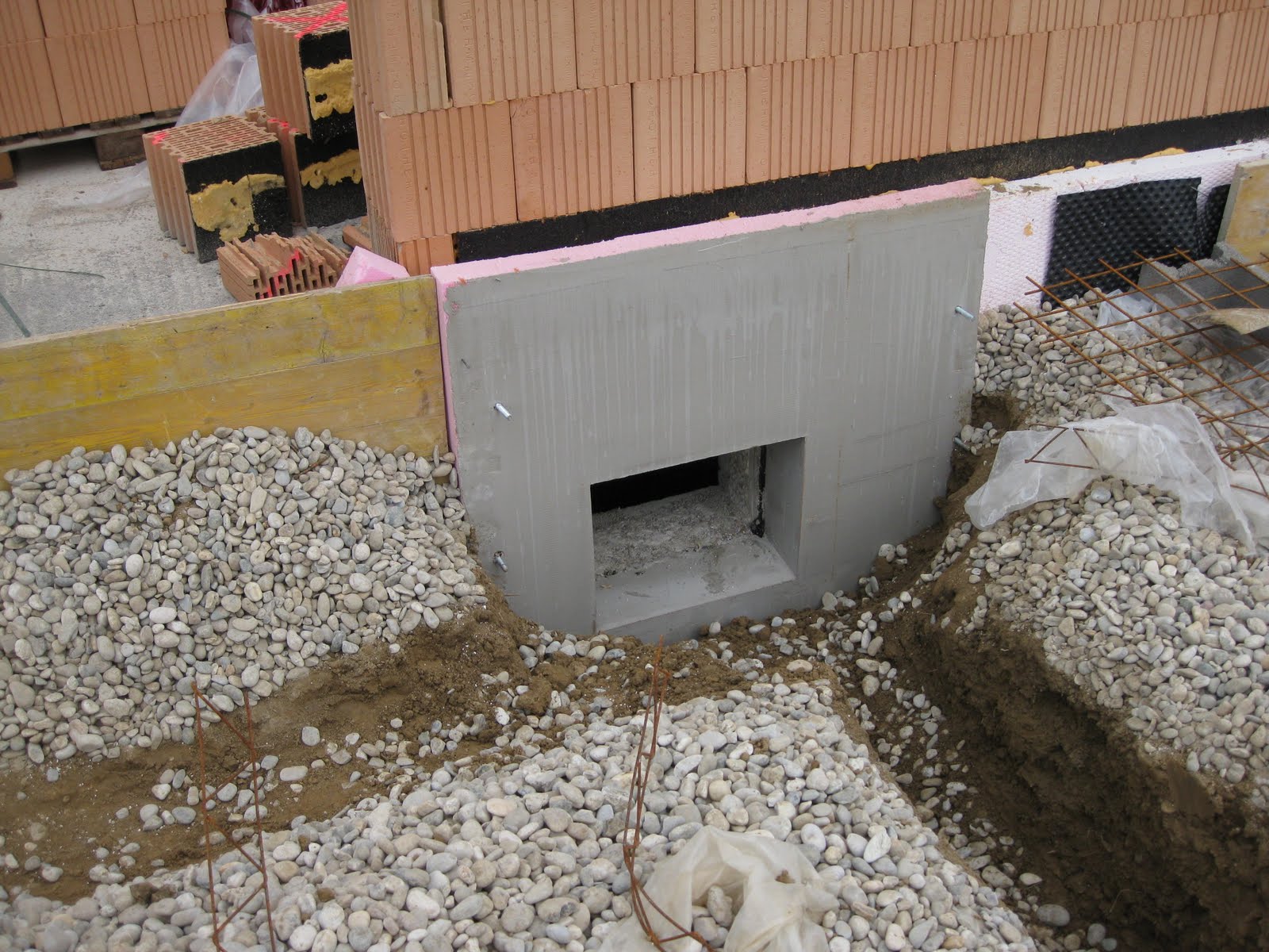 Armin & Sarah bauen ein Haus: Terrassen fertig betoniert - ab ins