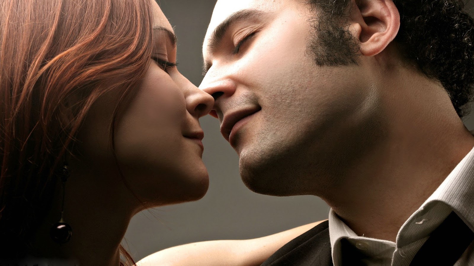 http://1.bp.blogspot.com/-rxeoQZvrrg0/UQooPCFVQlI/AAAAAAAAI6k/oiRjpkkV0H8/s1600/Loving+Couple+Ready+To+Kiss+HD+Wallpaper-1920x1080-bestlovehdwallpapers.blogspot.com.jpg