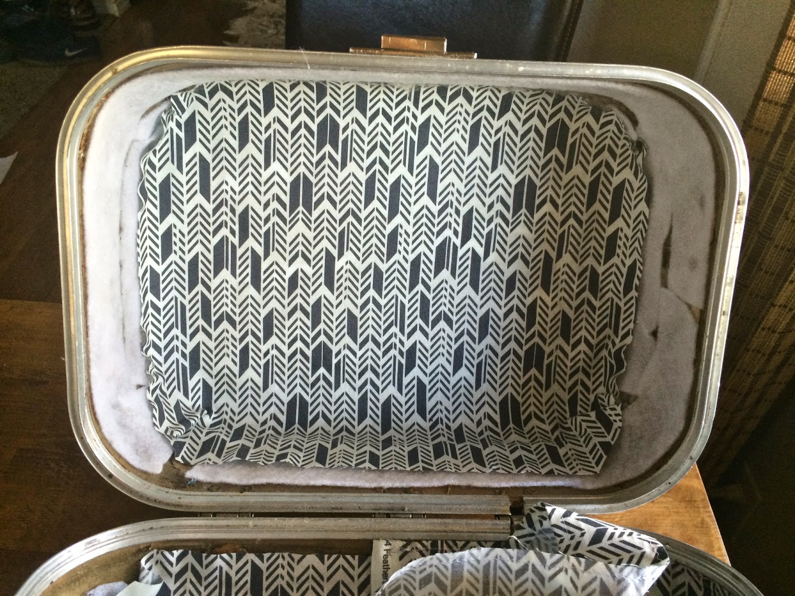 how to recover and clean a vintage train case how to recover and clean a vintage train case