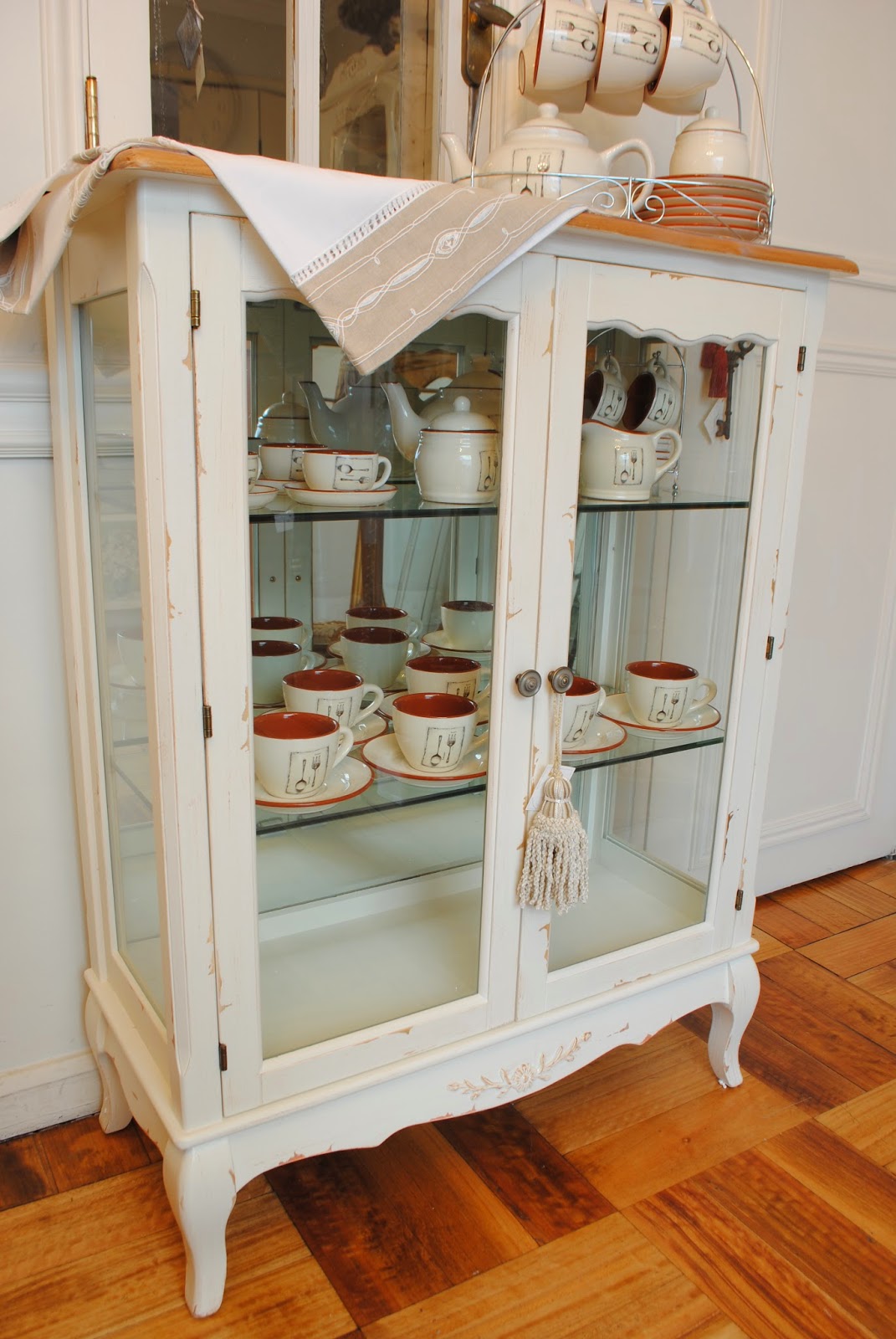 Paz Montealegre | Decoración: Renovación de stock de Muebles. Todos los