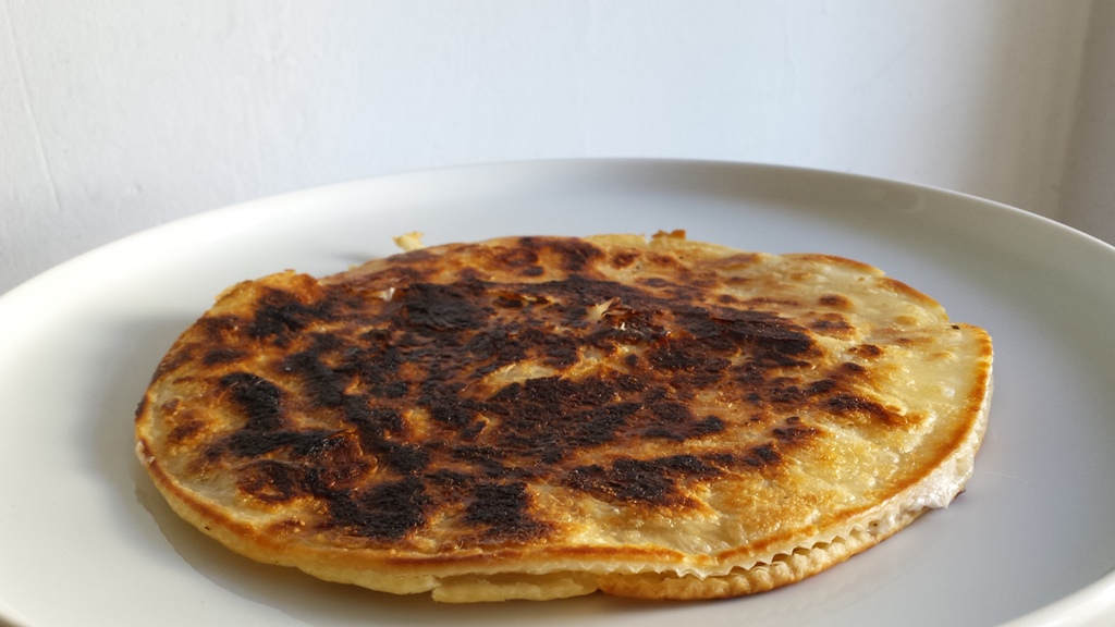 מלאווח ממולא בגבינה