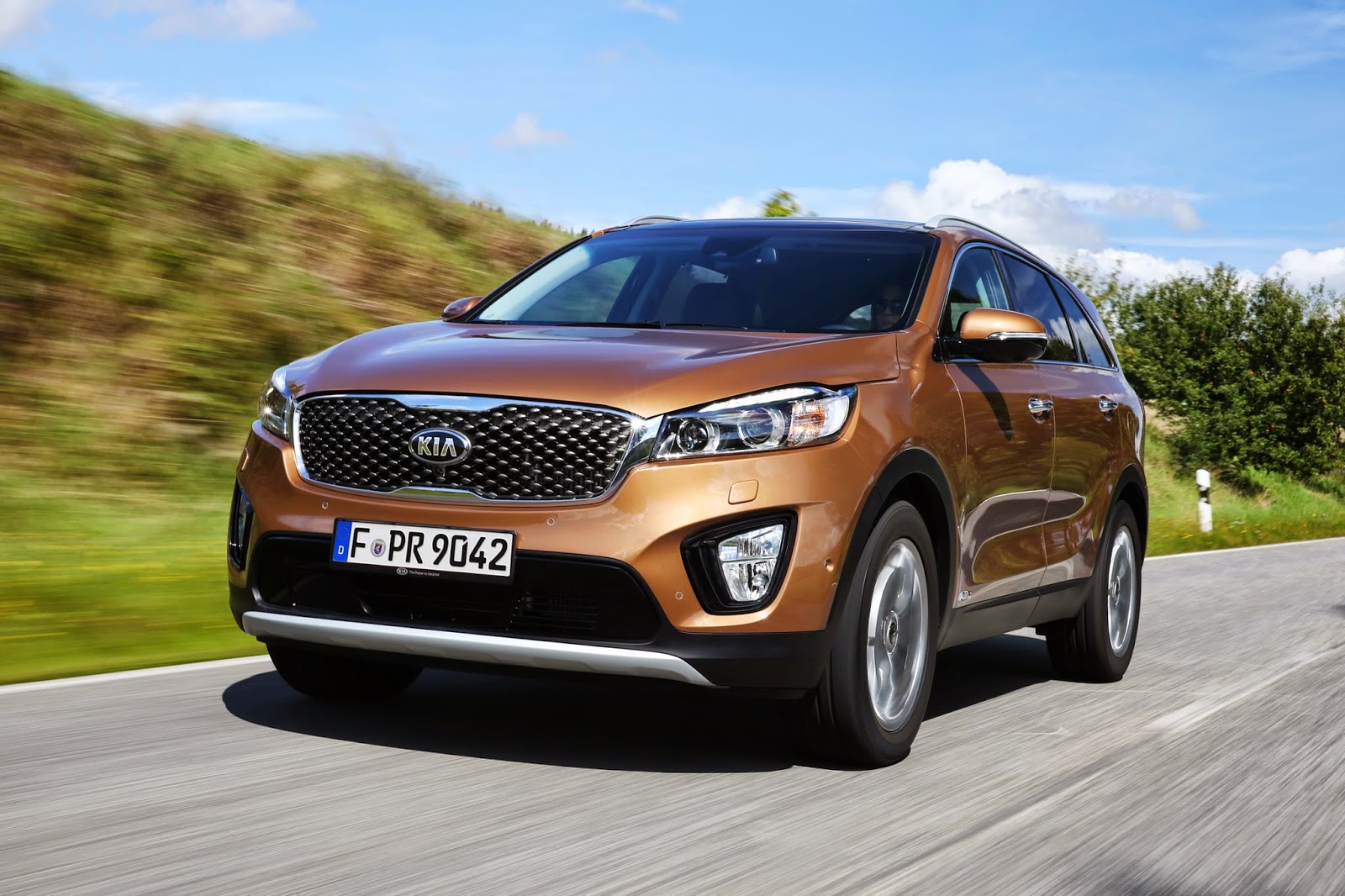 Thirdgeneration Kia Sorento set for European premiere at Paris motor show