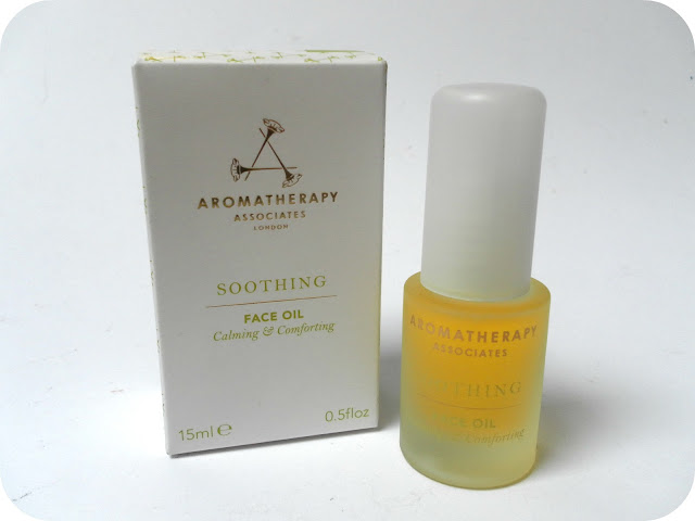 Aromatherapy Associates Soothing Face Oil A picture of Aromatherapy Associates Soothing Face Oil