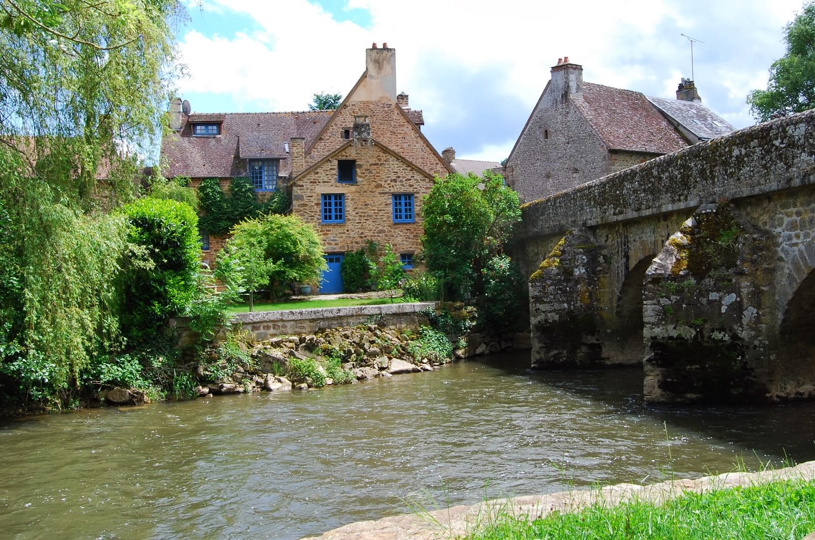 Saint-Céneri-le-Gérei, Normandy | Holiday Villages In France