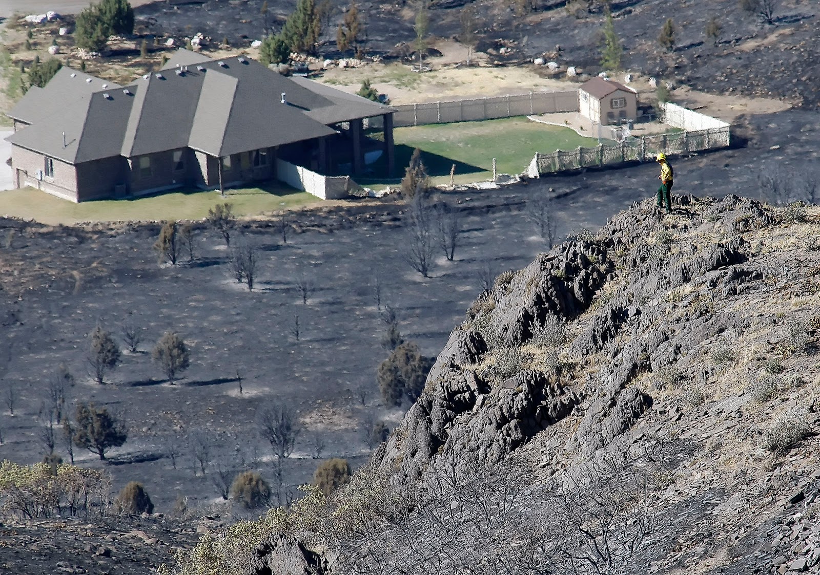 Scott G Winterton Photographer Aerials from the Herriman fire