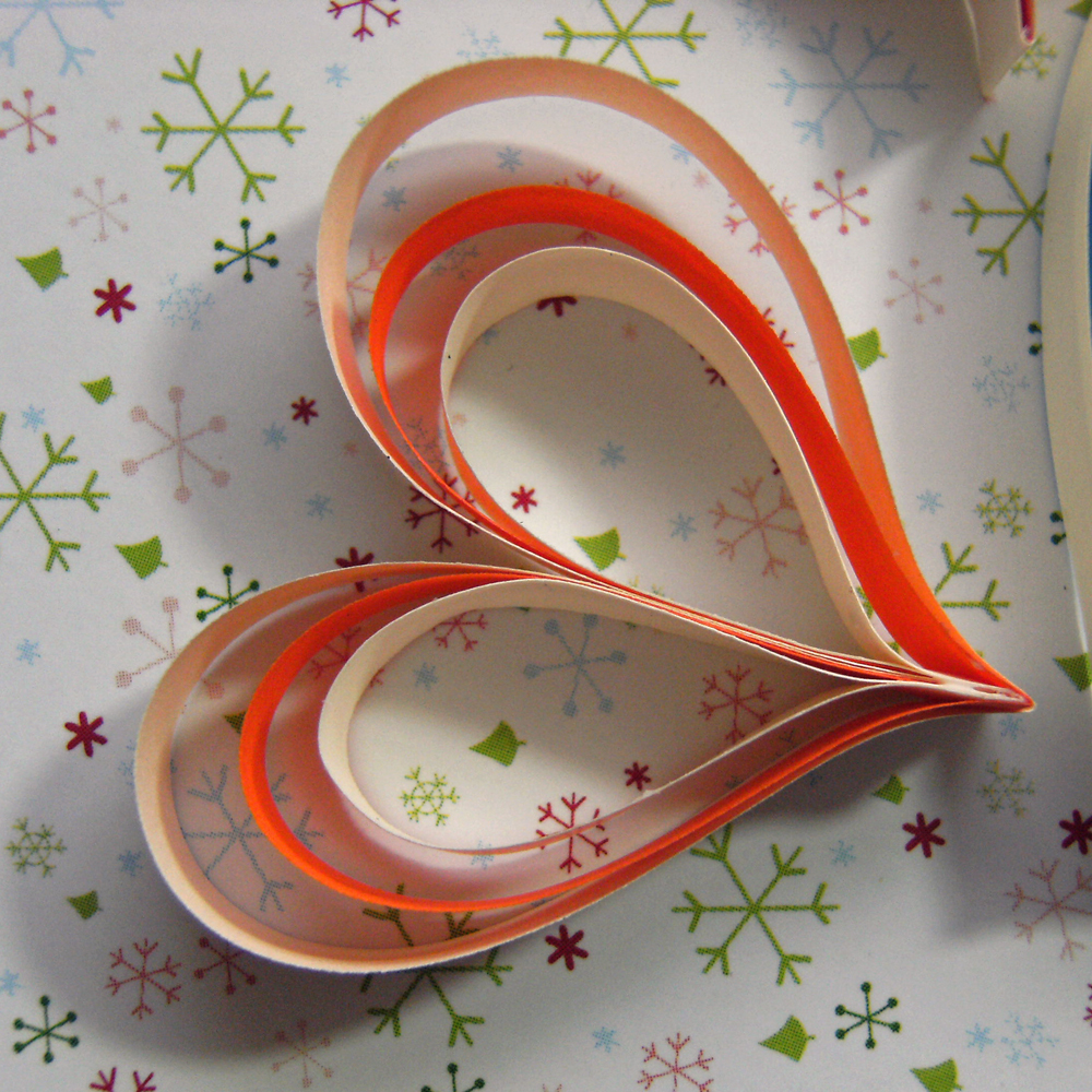 Lizzie Made Paper Hearts Bunting Tutorial