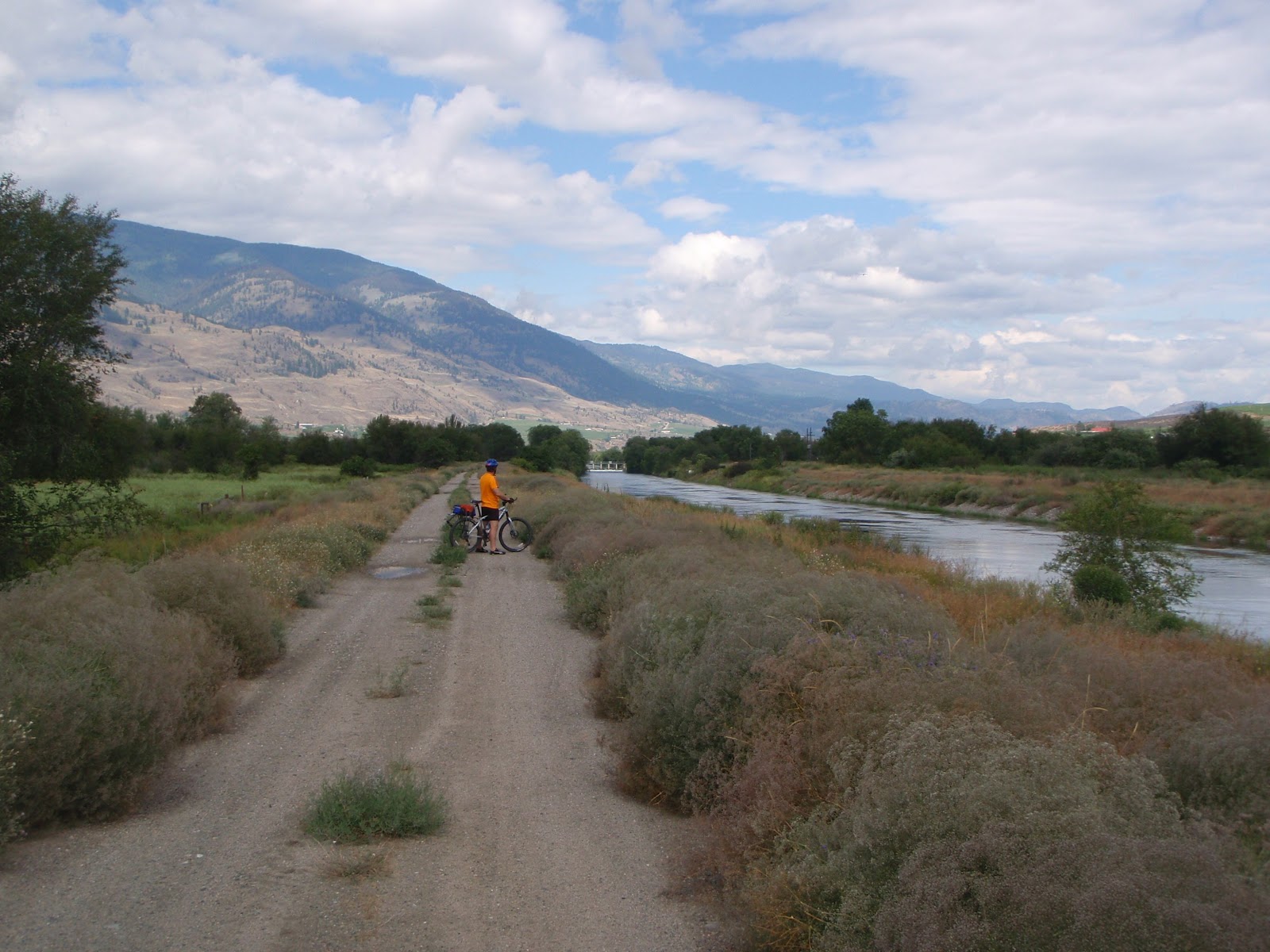 Let's Go Biking ! 25 Oliver BC Okanagan River Bike Path