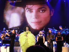 Di has a tribute for MJ and calls him 'Her Love'...