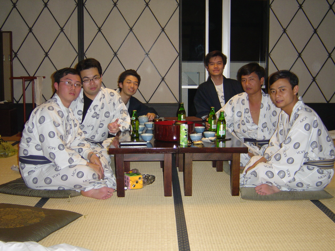 Toàn quốc_bán chiếc bàn nhật bản Kotatsu trang trí cực đẹp có chức năng sưởi ấm - 6