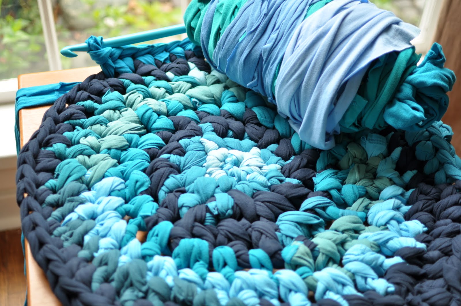 SugarLine Here's my latest fun creation. A chunky round crochet rug