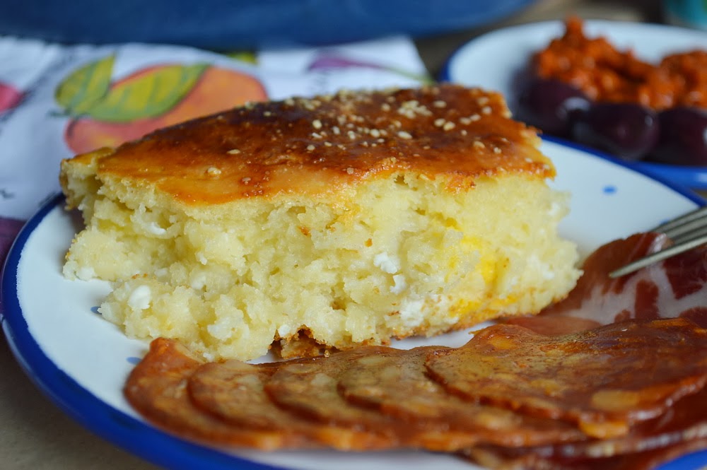 Hleb i so Kisela pita sa pire krompirom