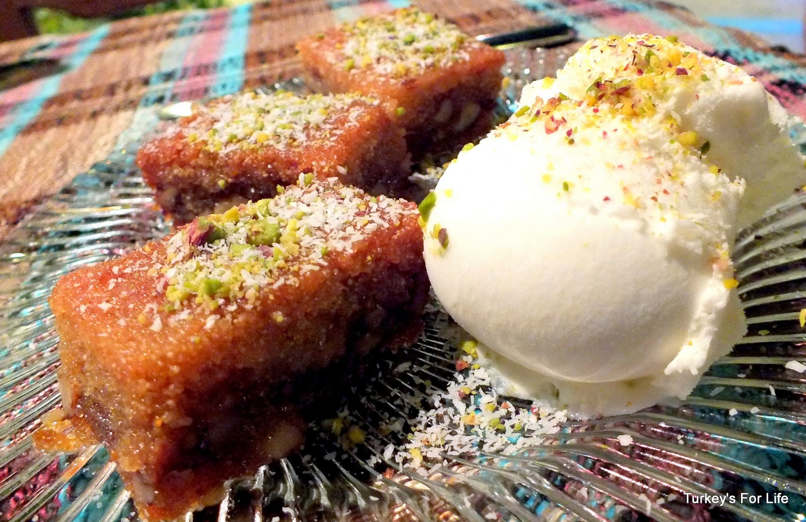 8 Turkish Desserts For Sweet Tooth Lovers • Turkey's For Life