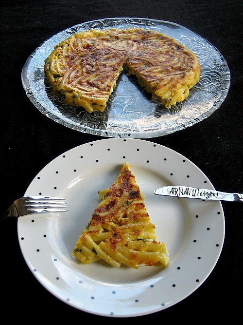 ARNAVUT CİĞERİ Tavada Makarna Böreği