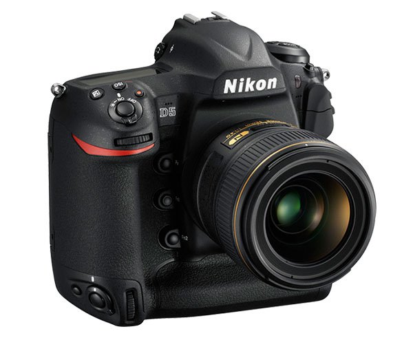 Nikon D5: Επίσημα η νέα κορυφαία DSLR της εταιρείας [CES 2016]