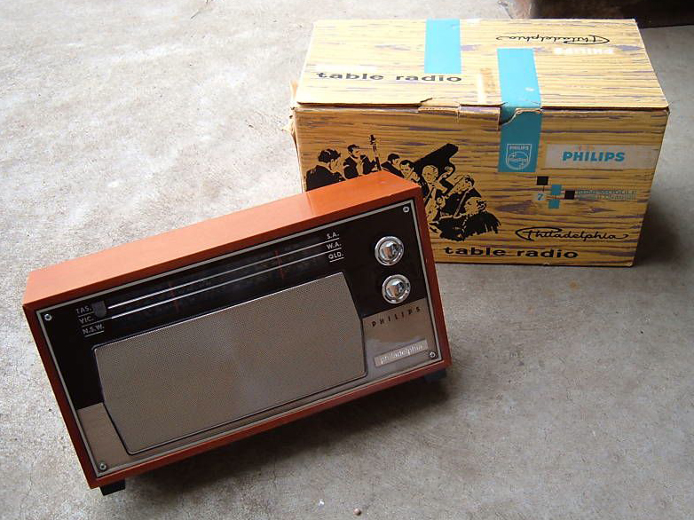 Vintage Philips Radio