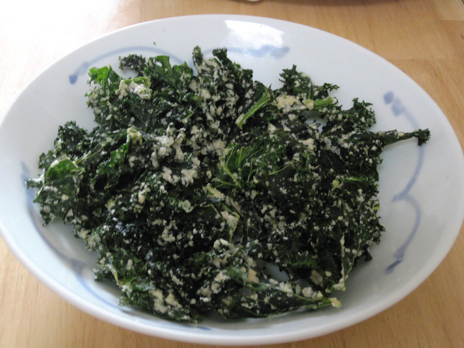 Sesame Crusted Kale Chips A great grain free/gluten free snack