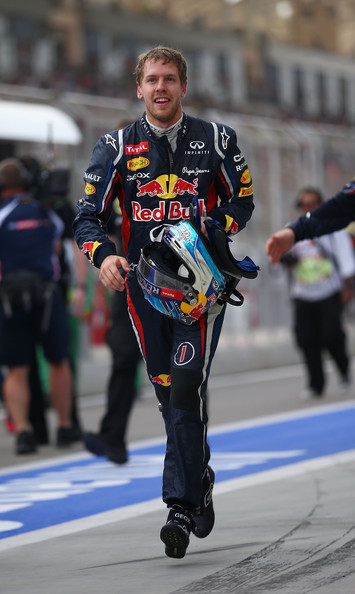 Sebastian+Vettel+F1+Grand+Prix+Bahrain+1iqGuq1wKx_l.jpg