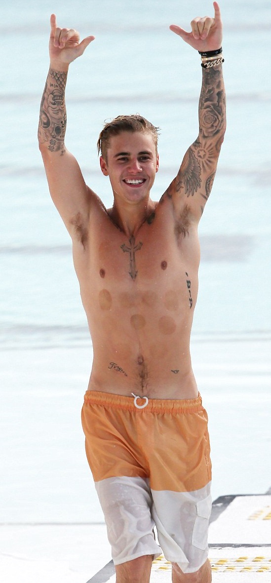 Justin Bieber Takes a Dip in the Bondi Icebergs Pool in Sydney, Australia.