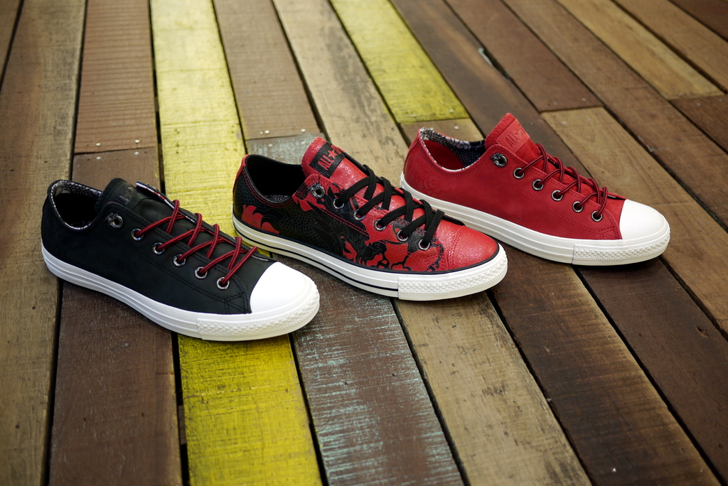 CROSSOVER CONVERSE 'YEAR OF THE DRAGON' PACK