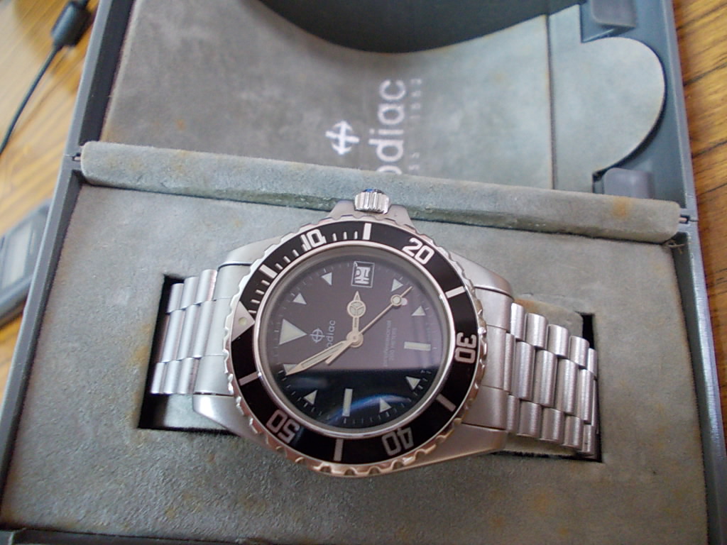 vintage watches Zodiac diver NOS RM1200 sold