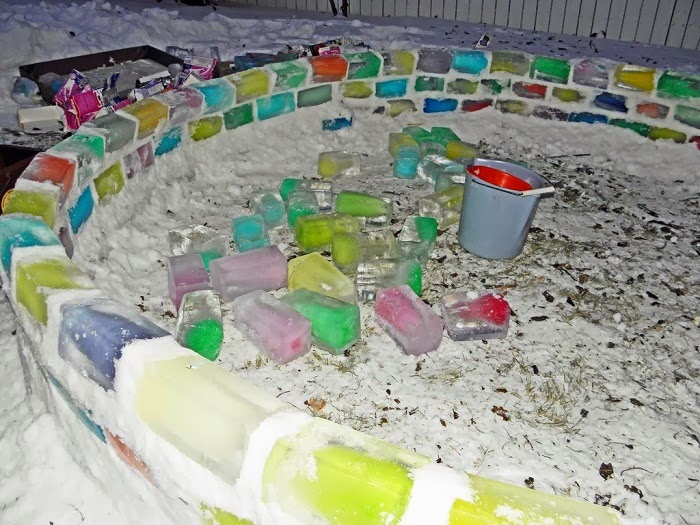 What This Couple Built In Their Snowy Backyard Made Me Insanely Jealous. Seriously…Wow. What This Couple Built In Their Snowy Backyard Made Me Insanely Jealous. Seriously…Wow.