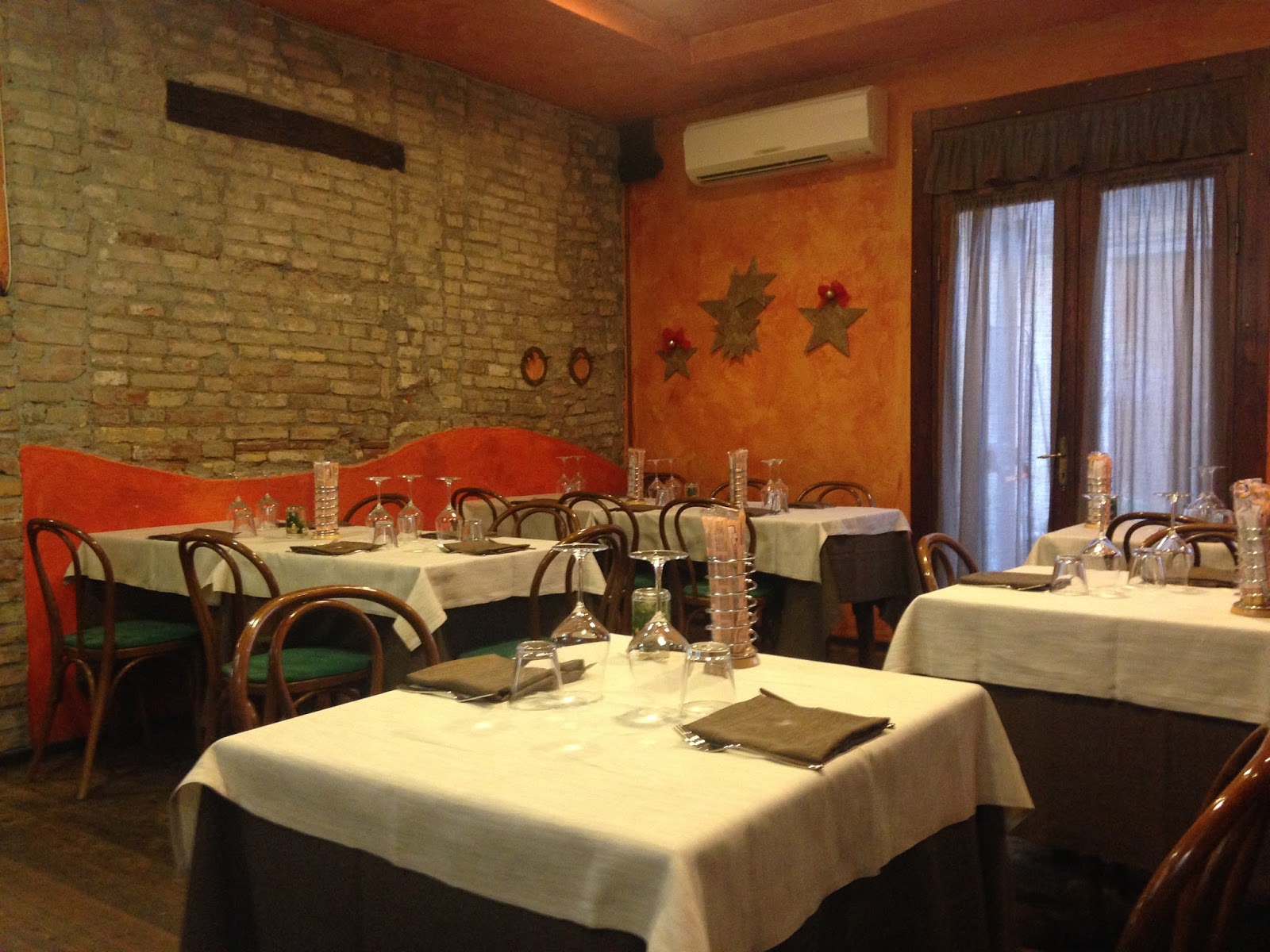 Bologna...e non solo... Ristorante Pizzeria Nero di Seppia Corso