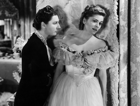 Love Those Classic Movies!!!: Rebecca (1940) "Hitchcock's ...