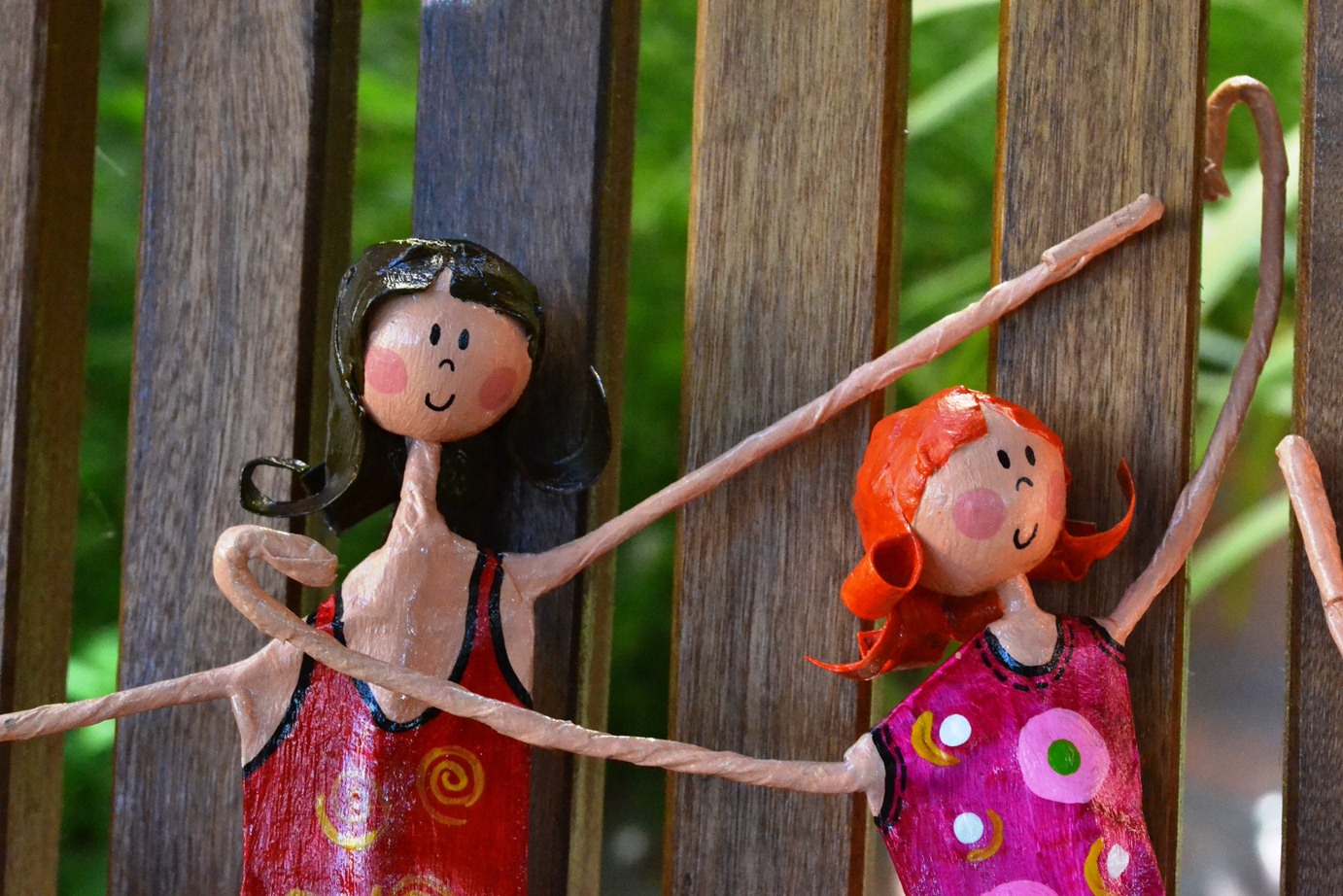 La Jirafa de Papel regalos!: Muñequitas muy unidas...