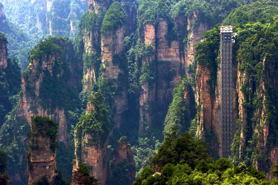 Bailong Lift, Cina