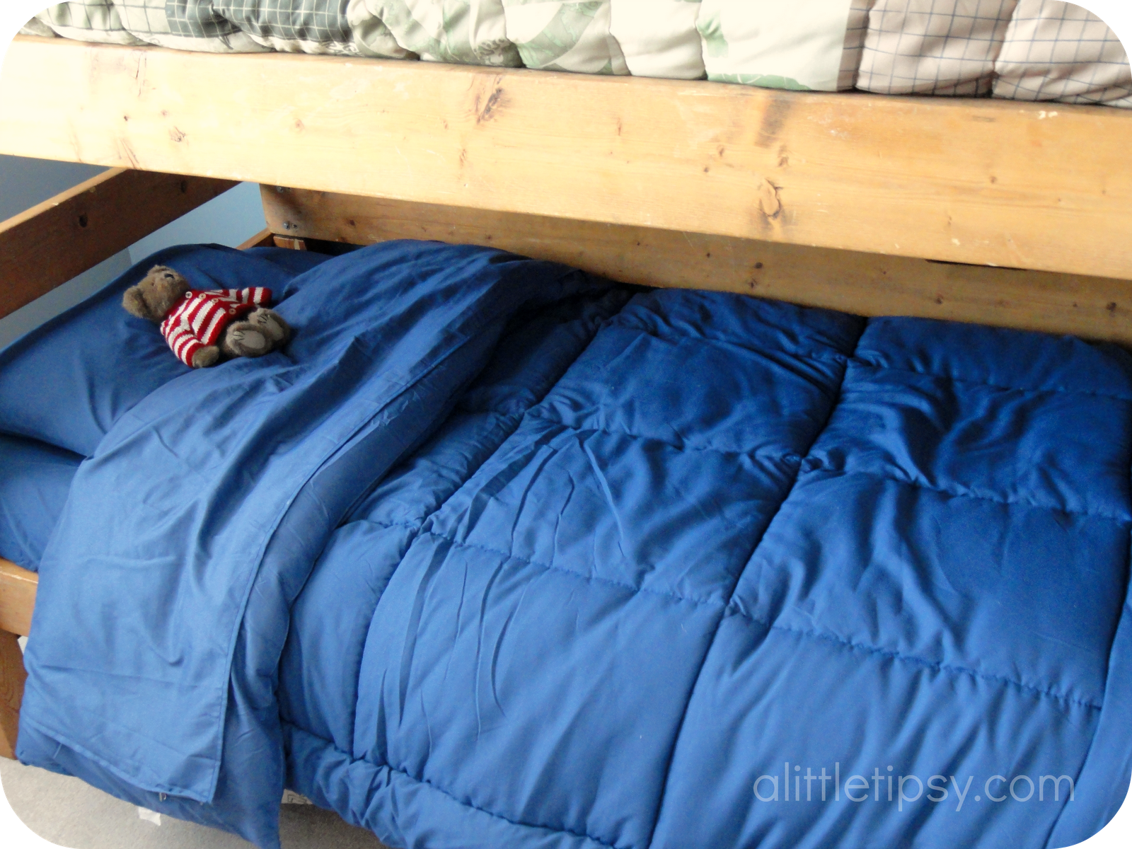 EasyMake Bedding for Kiddos A Little Tipsy