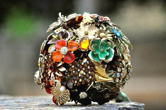 Trend Brooch Bouquets