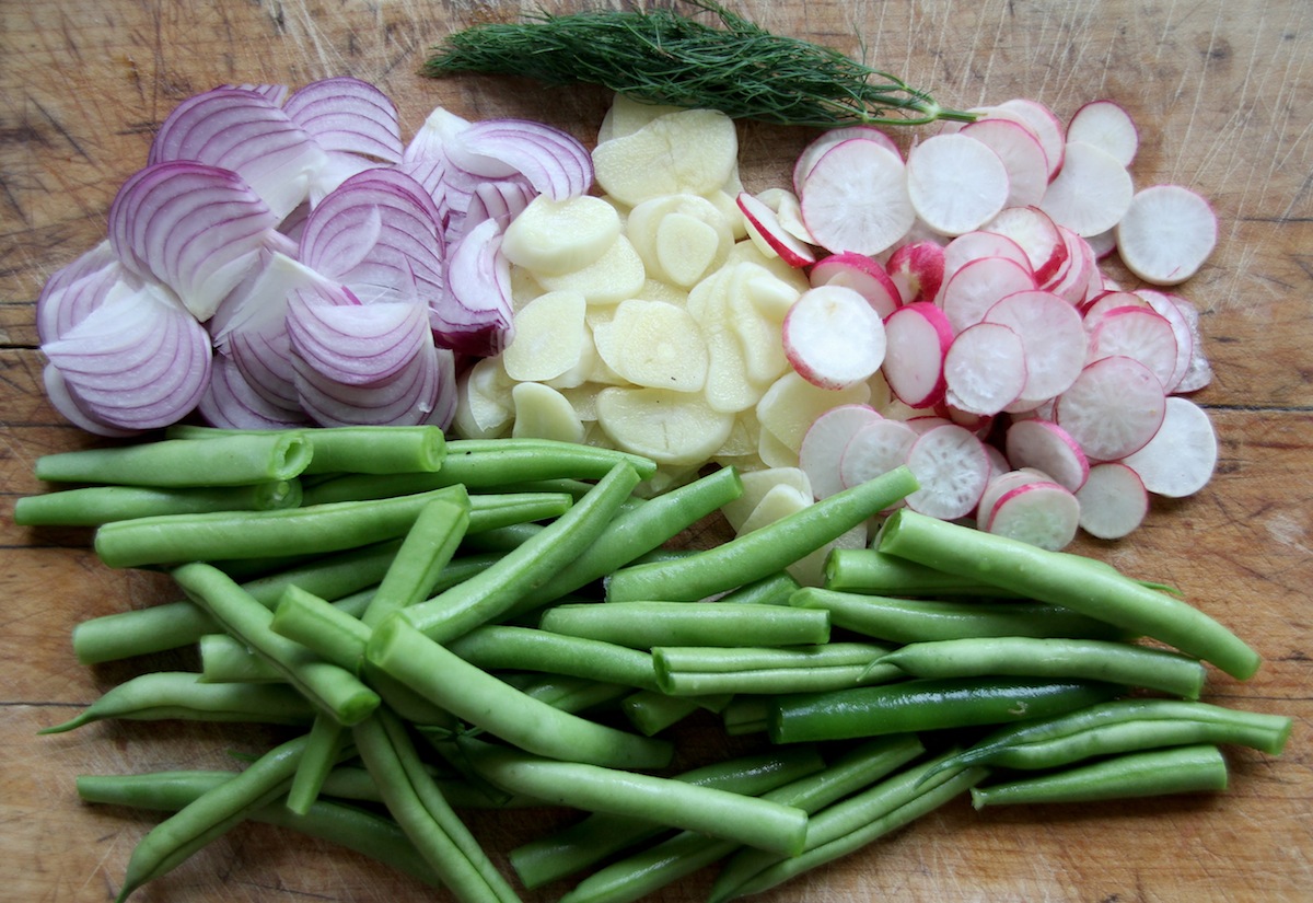 Kitchen by Aubergine Garlic Dill Green Beans with Dijon