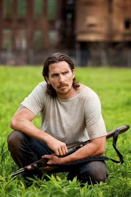 christian-bale-out-of-the-furnace-movie-image