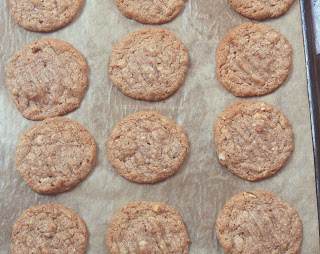 homemade almond butter cookies recipe | Halal Home Cooking