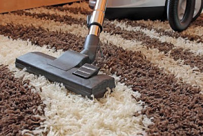 How to clean carpet at home 