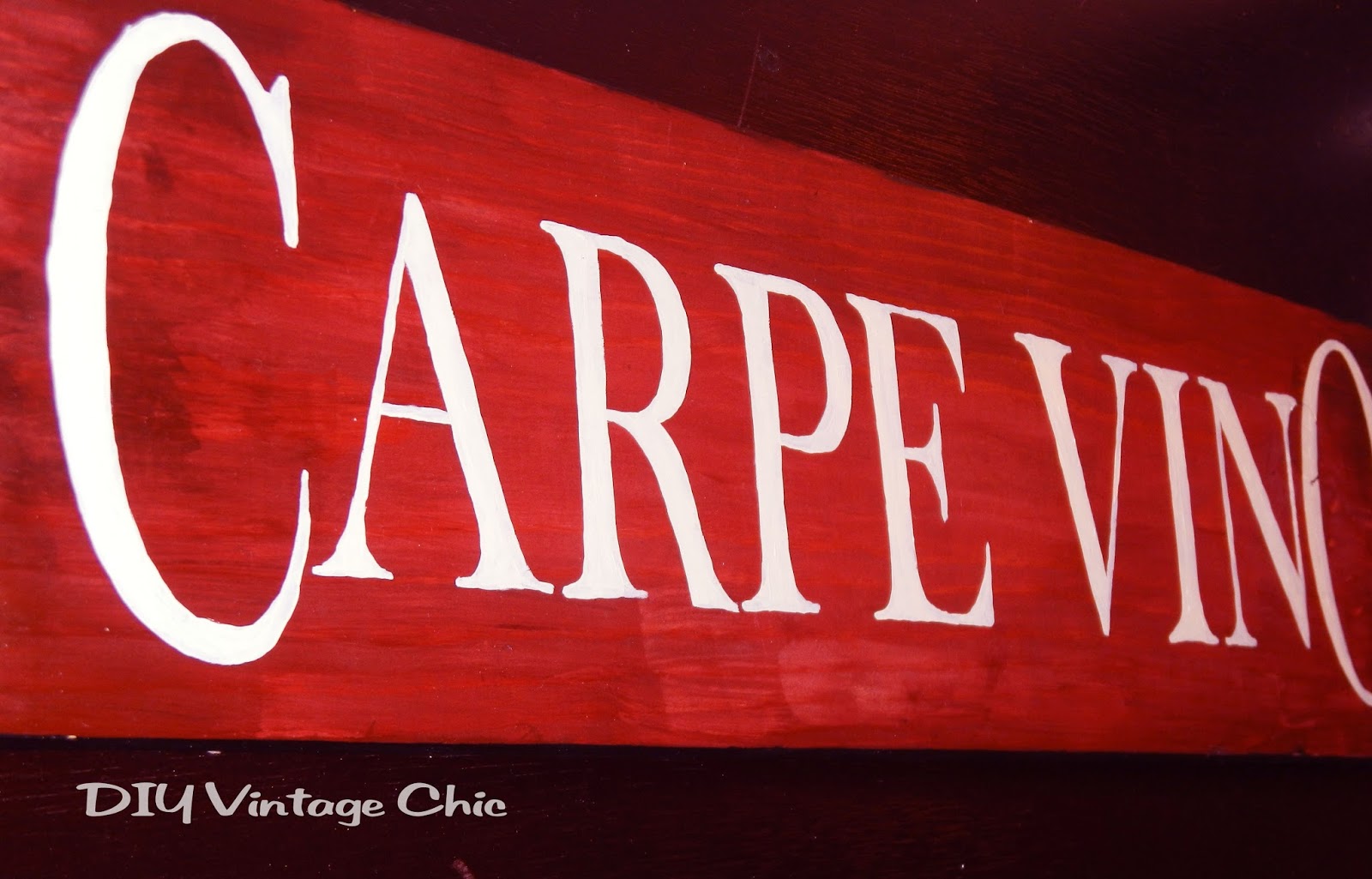 DIY Vintage Chic DIY Wine Sign