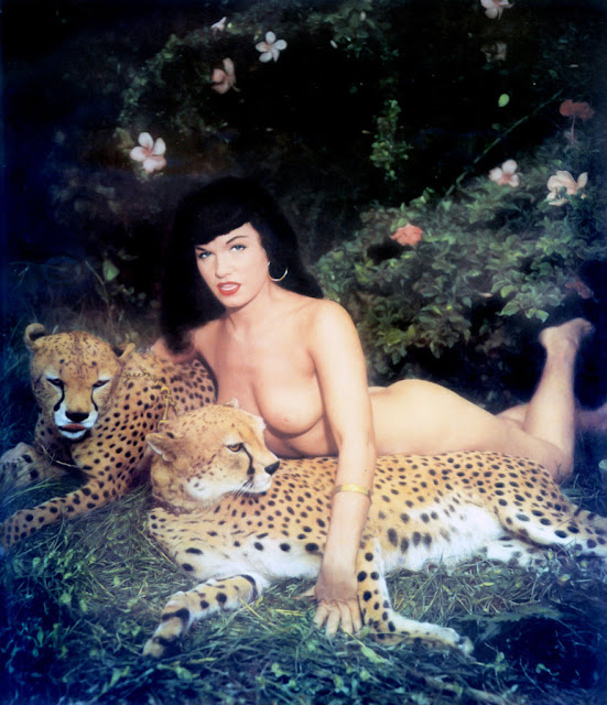 Bettie Online page (Pin Up Girl Icon) 136 Bettie Page Queen of Pin up