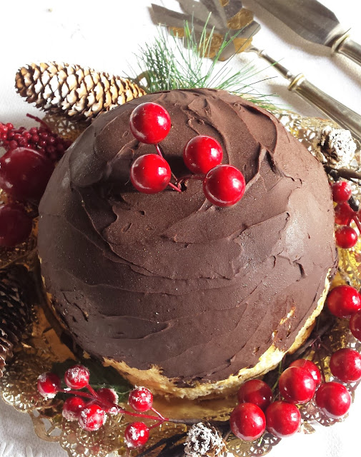 Bomba de Panetonne rellena especial aperitivos y postres