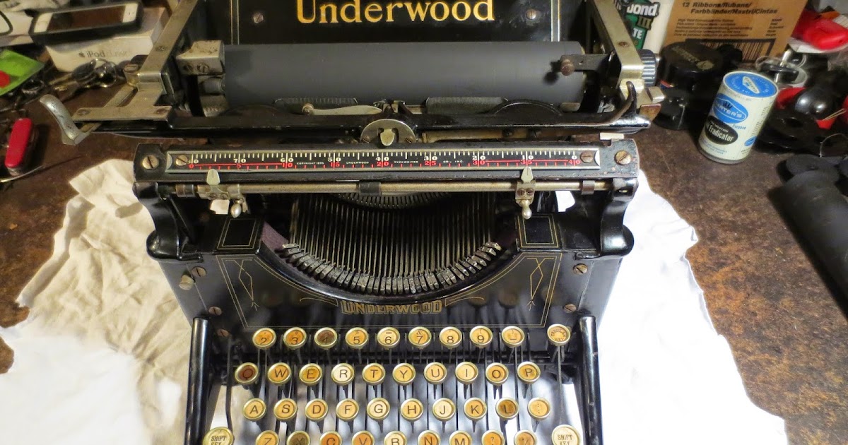 Life in a Typewriter Shop Underwood No.4 Repair And More!
