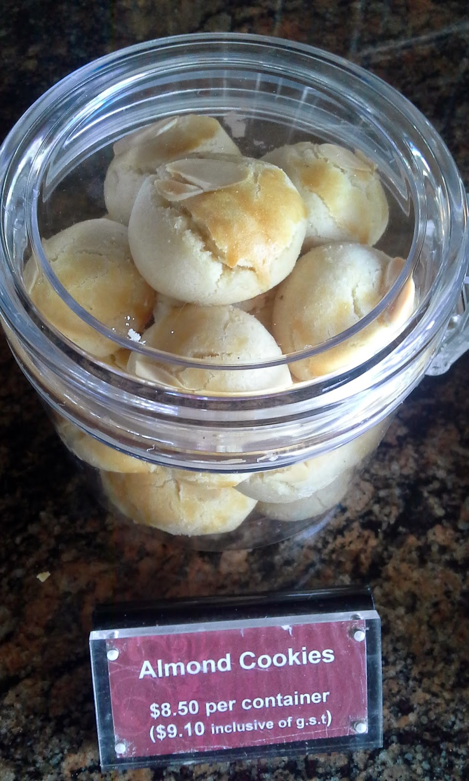 Almond Cookies Using Airfryer The Hedgehog Knows