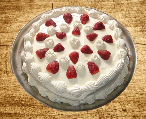 Tarta de frutillas con crema