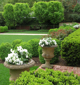 Modern Country Style: Modern Country Garden Tour