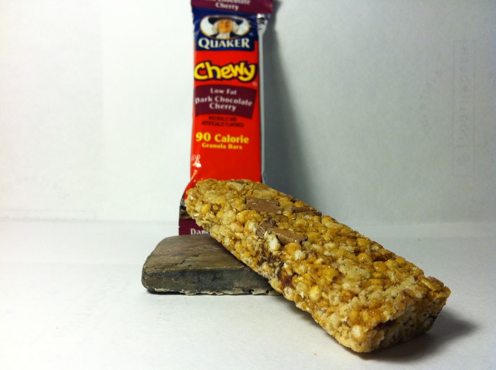 Crazy Food Dude: Review: Quaker Chewy Dark Chocolate Cherry ...