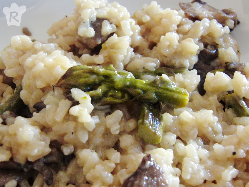 La cocina de Rebeca Risotto de setas, espárragos trigueros y trufa negra
